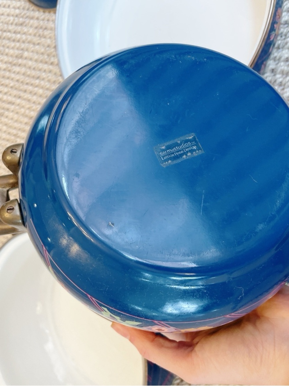 Vintage Sarma Studios Floral Enamel Cookware Set Blue Pots 3pc 2x 10” & 8” w lid - Picture 13 of 16